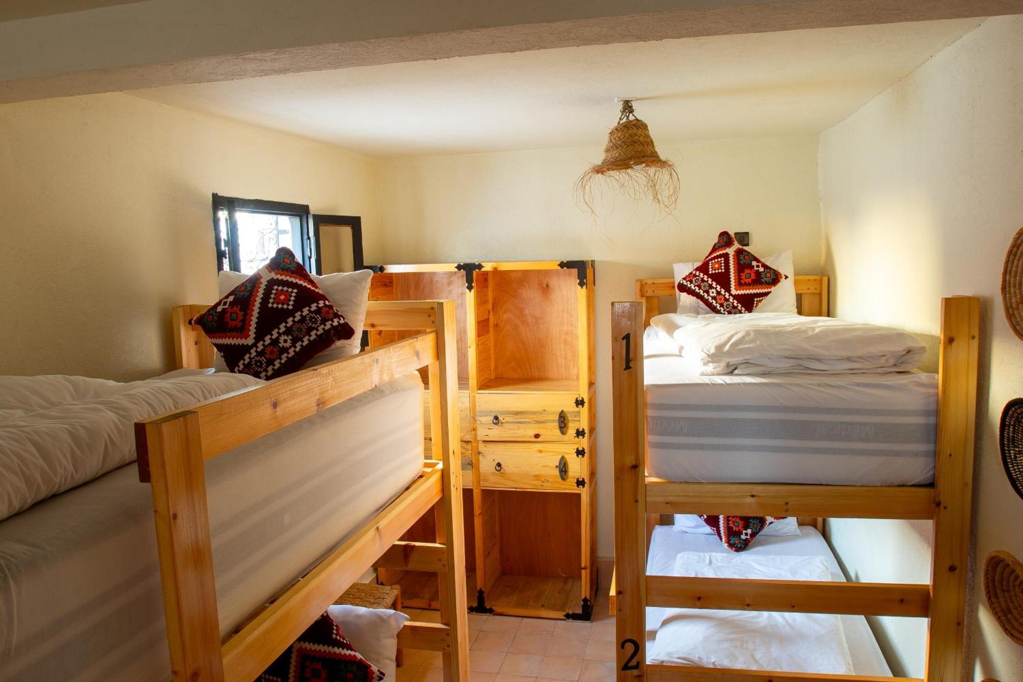 Anza Surfhouse Bed & Breakfast Agadir